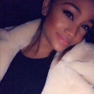 Meet your Posher, Tiffany